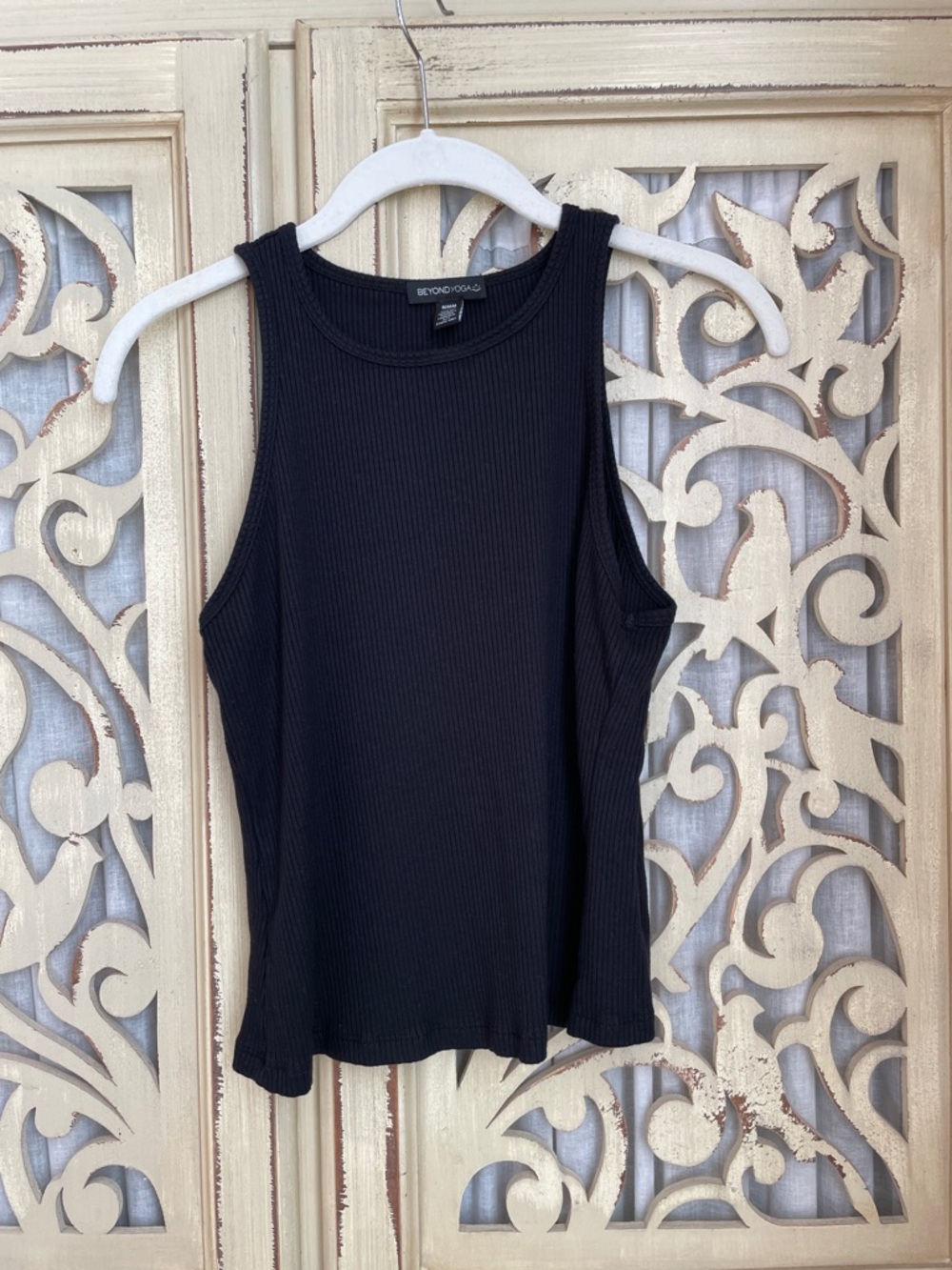 Beyond Yoga Women’s Ribbed Racerback Tank Black Medium